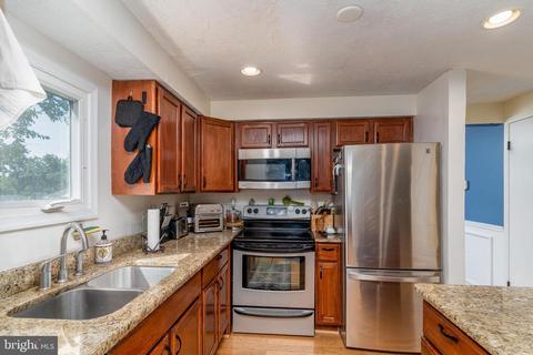 8704 Clemente Ct, Jessup, MD 20794 photo 13