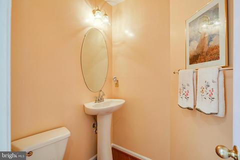 8701 Hidden Pool Ct, Laurel, MD 20723 photo 16