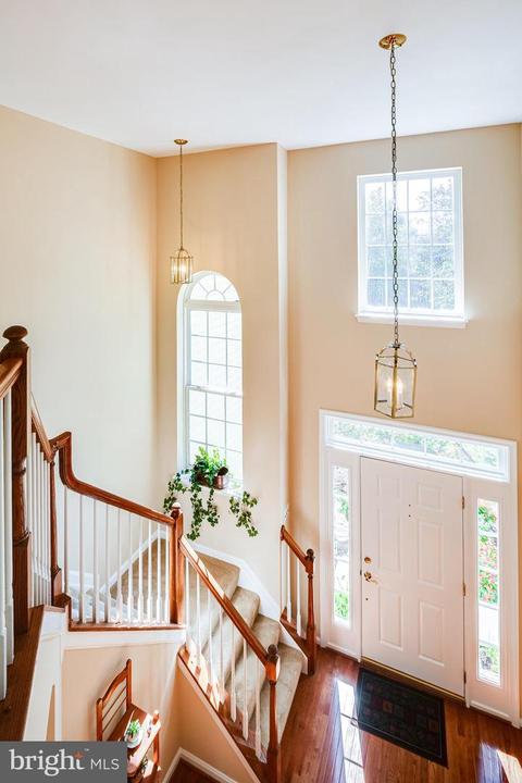 8701 Hidden Pool Ct, Laurel, MD 20723 photo 6
