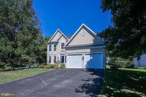 8701 Hidden Pool Ct, Laurel, MD 20723 photo 3