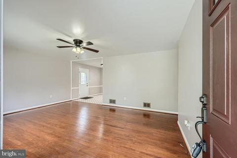 9331 Decatur Pl, Laurel, MD 20723 photo 5