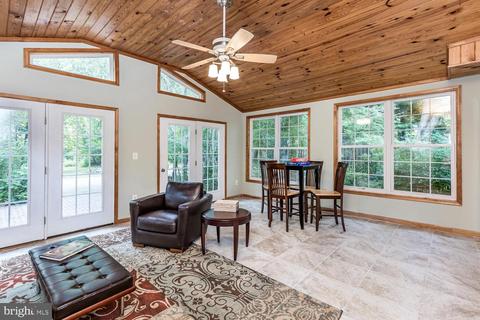 7522 Cherry Tree Dr, Fulton, MD 20759 photo 1