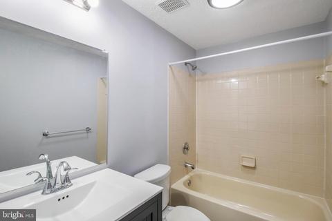 9416 Royal Path Cv, Laurel, MD 20723 photo 10