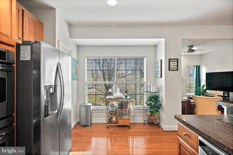 9837 Snow Bird Ln, Laurel, MD 20723 photo 10