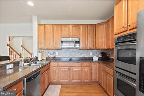 9837 Snow Bird Ln, Laurel, MD 20723 photo 11