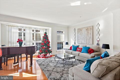 9837 Snow Bird Ln, Laurel, MD 20723 photo 3