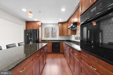 12938 Byefield Dr, Highland, MD 20777 photo 10