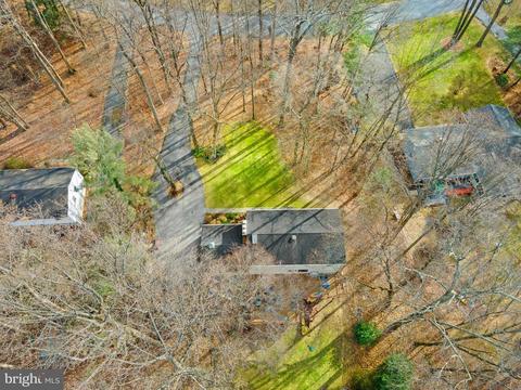 12938 Byefield Dr, Highland, MD 20777 photo 46