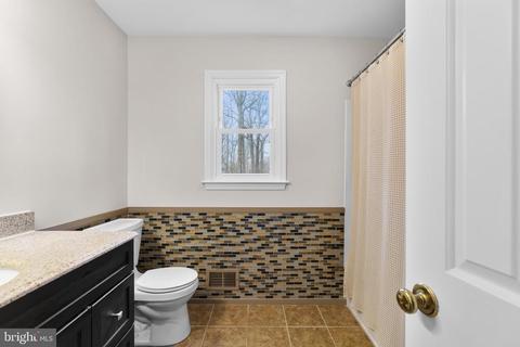 12938 Byefield Dr, Highland, MD 20777 photo 26