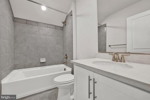 8743 Carbo Dr, Jessup, MD 20794 photo 32