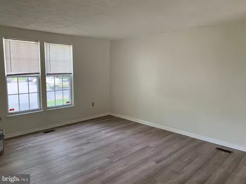 9628 Glendower Ct, Laurel, MD 20723 photo 4