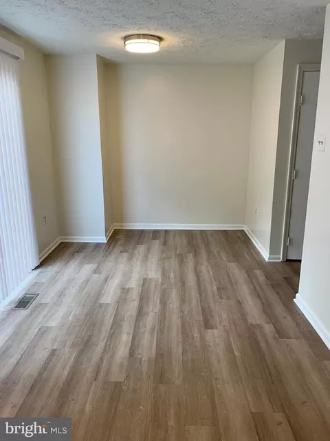 9628 Glendower Ct, Laurel, MD 20723 photo 8