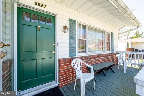 9621 Baltimore Ave, Laurel, MD 20723 photo 4