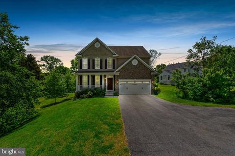 8111 Valley Ln, Ellicott City, MD 21043