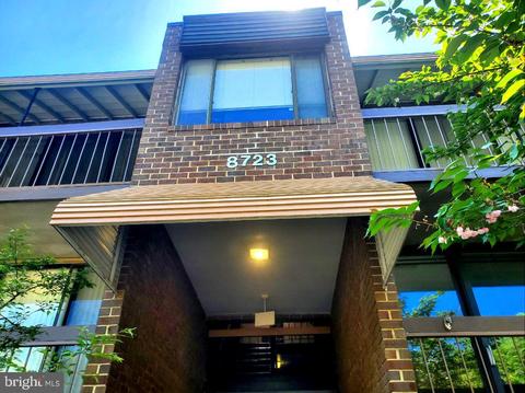8723 Hayshed Ln #32, Columbia, MD 21045