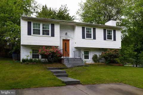 9410 1st St N, Laurel, MD 20723