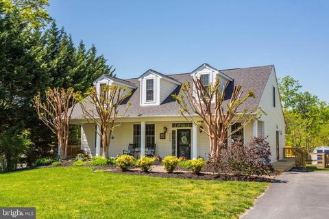 9034 Dumhart Rd, Laurel, MD 20723