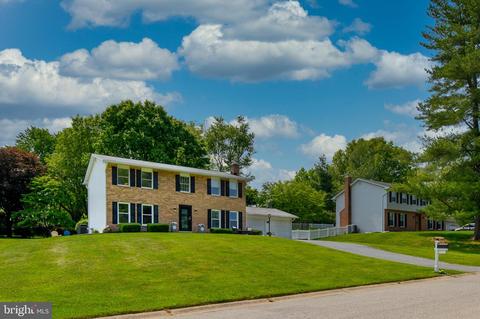4662 Dower Dr, Ellicott City, MD 21043