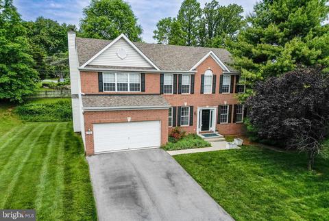 2868 Deerfield Dr, Ellicott City, MD 21043