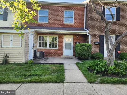 9170 Hitching Post Ln #L, Laurel, MD 20723 photo 2