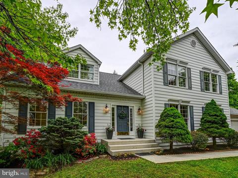 6306 Golden Star Pl, Columbia, MD 21044