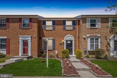8525 Pine Run Ct, Ellicott City, MD 21043