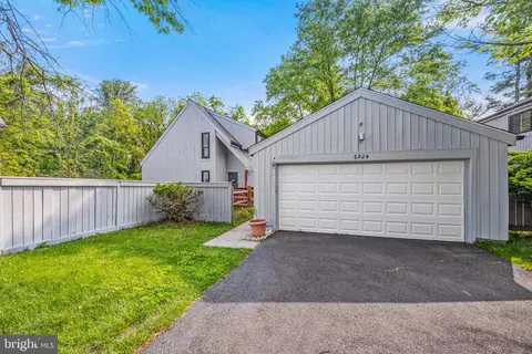 6924 S Carlinda Ave, Columbia, MD 21046