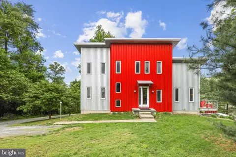 7057 Lennox Ave, Elkridge, MD 21075