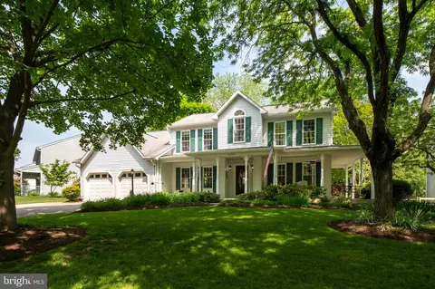 8358 Chestnut Farm Ln, Ellicott City, MD 21043
