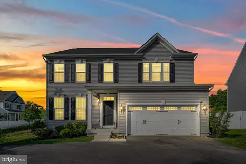 9022 Melody Dr, Laurel, MD 20723