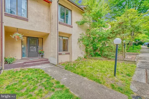 9620 Basket Ring Rd, Columbia, MD 21045