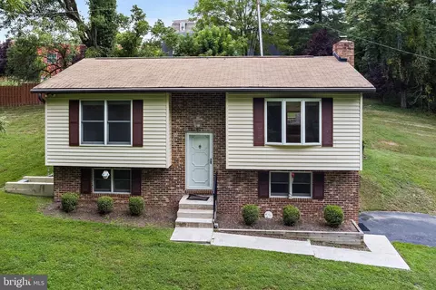 8380 Park Dr, Ellicott City, MD 21043