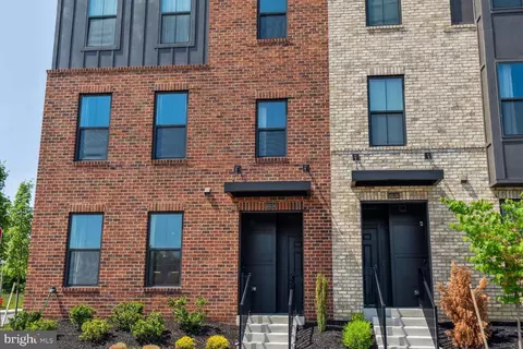 10138 American Pharoah Ln #A, Laurel, MD 20723