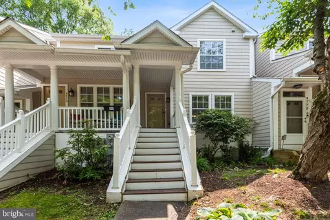 4770 Dorsey Hall Dr #5, Ellicott City, MD 21042