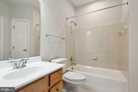 8440 Ice Crystal Dr #E, Laurel, MD 20723 photo 11