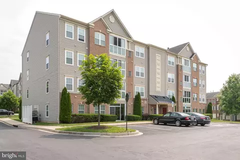 8440 Ice Crystal Dr #E, Laurel, MD 20723 photo 2