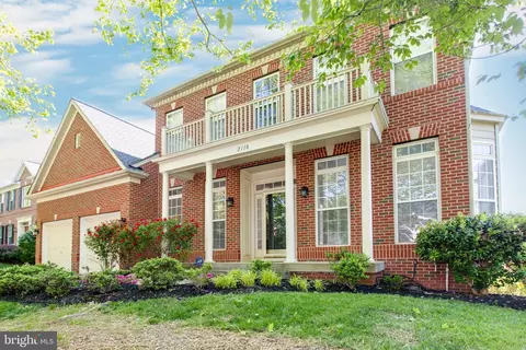 2118 Oak Forest Dr, Ellicott City, MD 21043