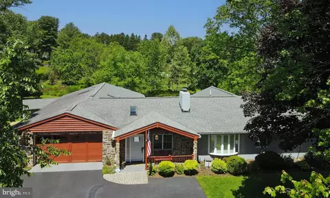 8426 Jopenda Dr, Ellicott City, MD 21043