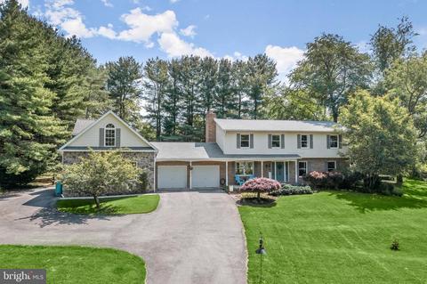 1741 Heatherwood Way, Sykesville, MD 21784