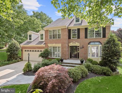 3994 White Rose Way W, Ellicott City, MD 21042