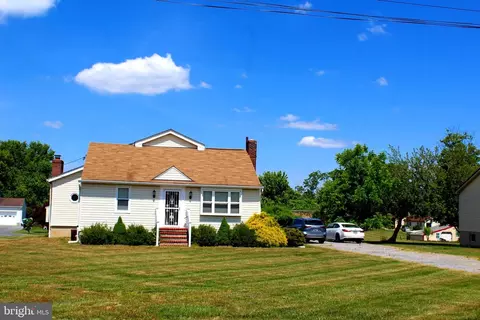 8350 Sunset Dr, Ellicott City, MD 21043