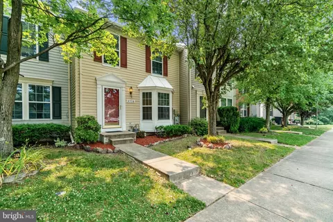 8739 Castlerock Ct, Laurel, MD 20723