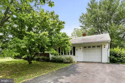 7446 Browns Bridge Rd, Highland, MD 20777