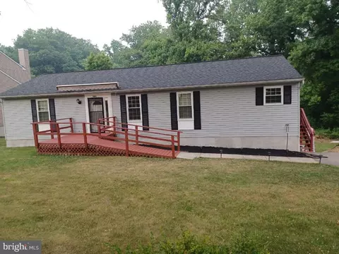 9941 Guilford Rd, Jessup, MD 20794