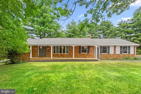 9413 Parsley Dr, Ellicott City, MD 21042