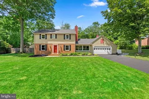 2816 Deerfield Dr, Ellicott City, MD 21043