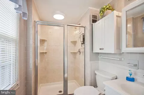 8001 Nicky Ct, Laurel, MD 20723 photo 14