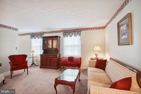 8001 Nicky Ct, Laurel, MD 20723 photo 10