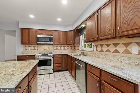6003 Middlewater Ct, Columbia, MD 21044 photo 18