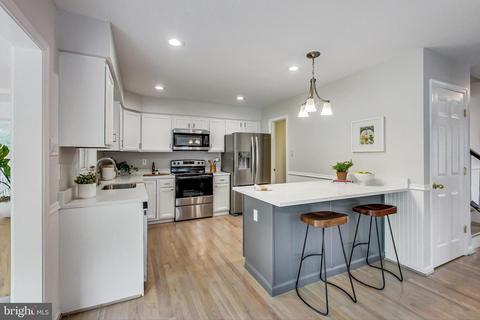 9616 Park Ave, Laurel, MD 20723